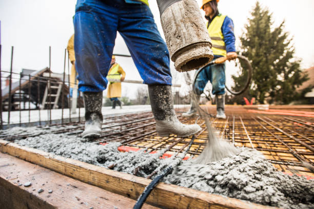 Best Concrete Driveway Installation in Richnd Heights, MO